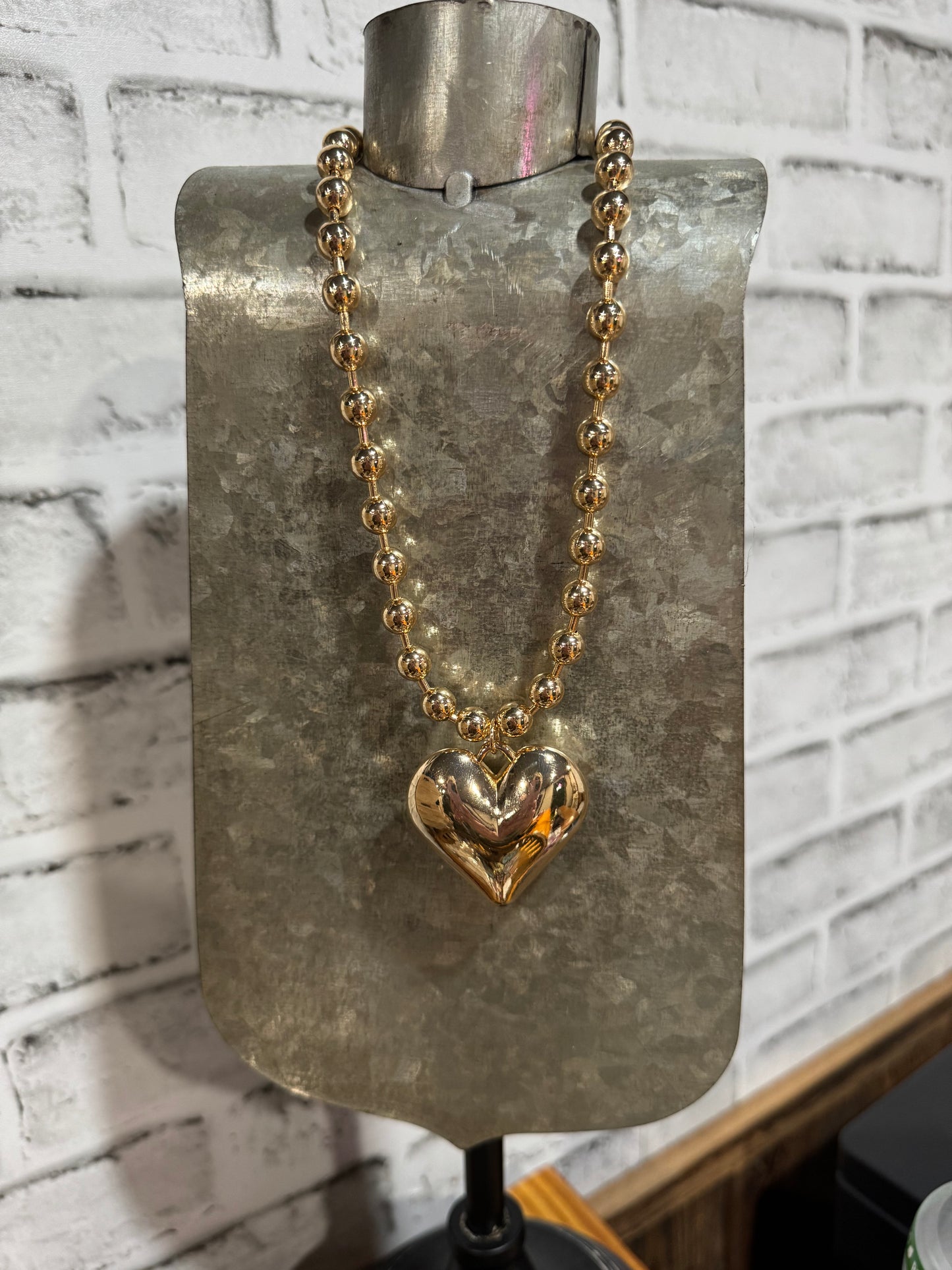 Bubble heart necklace